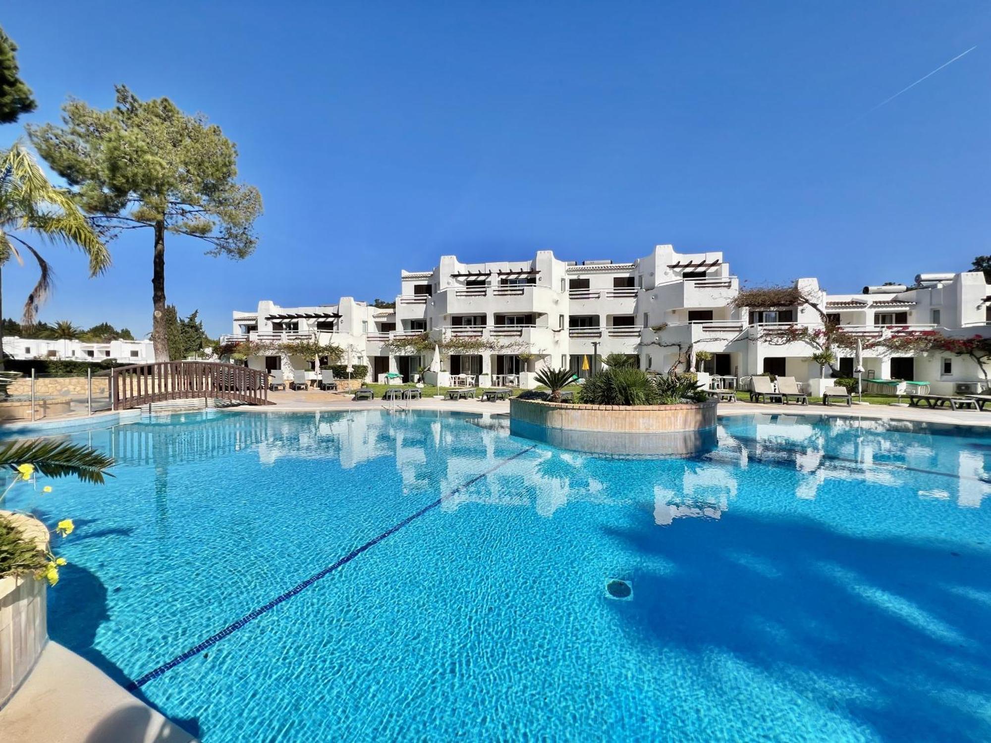 Albufeira Balaia Golf Vilage 4 With Pool By Homing Extérieur photo