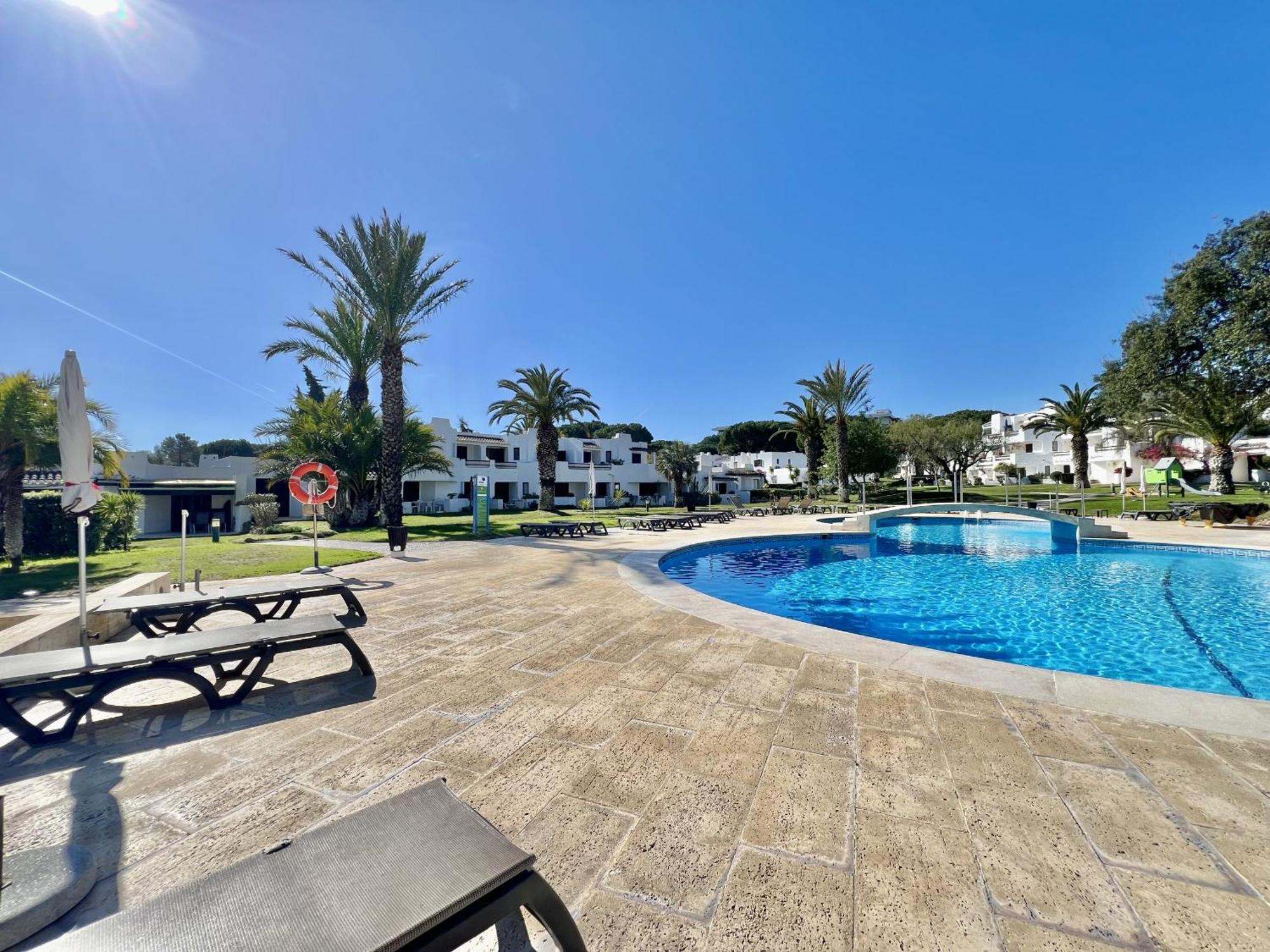 Albufeira Balaia Golf Vilage 4 With Pool By Homing Extérieur photo